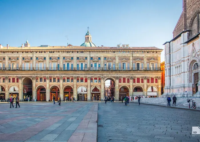 Urbanicooh Guidozagni - Piazza Maggiore View