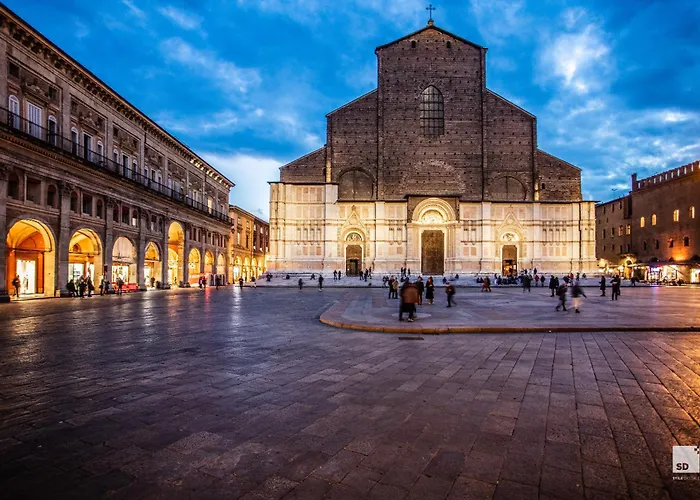 Urbanicooh Guidozagni - Piazza Maggiore View